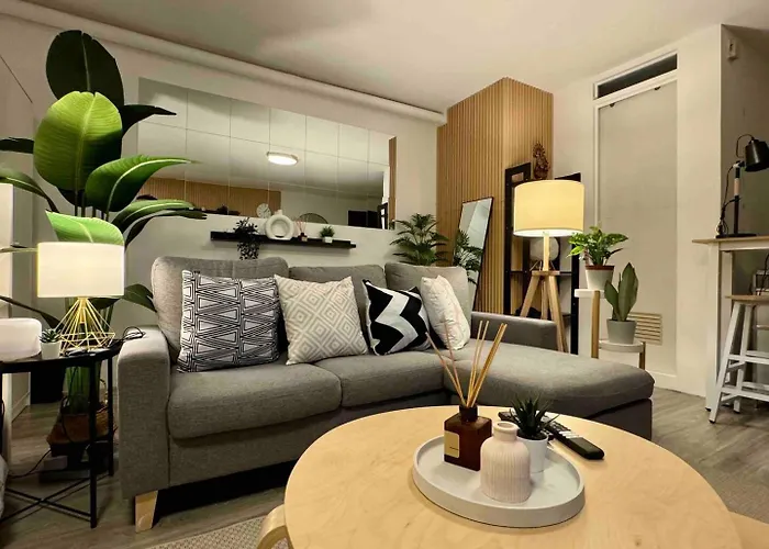 Modern Living In A Metro *